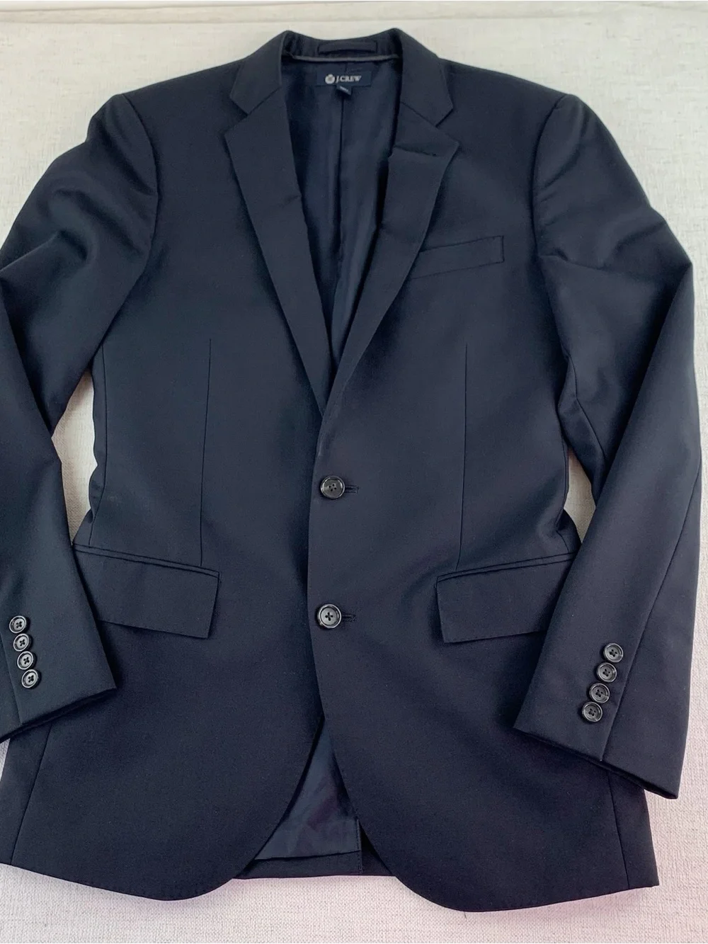 J crew men's Ludlow slim-fit suit jacket Italian wool size 36R in navy blue